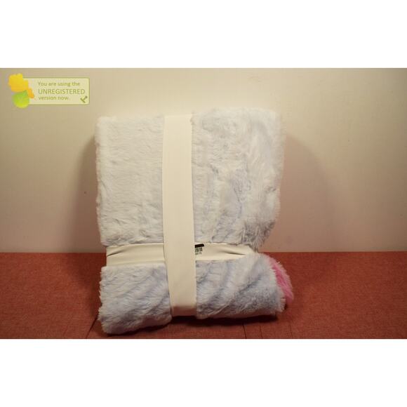 Makers Collective Teen Ombre Faux Fur 50x60" Throw Blanket* - Picture 5 of 6